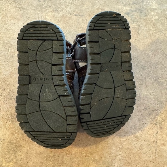 Carters- Toddler Size 6 Brown Kids Sandals - Picture 5 of 5